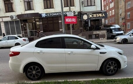 KIA Rio III рестайлинг, 2012 год, 650 000 рублей, 2 фотография