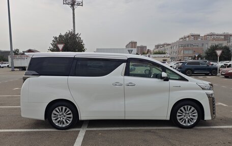 Toyota Vellfire II, 2019 год, 4 850 000 рублей, 3 фотография