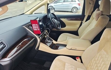Toyota Vellfire II, 2019 год, 4 850 000 рублей, 19 фотография