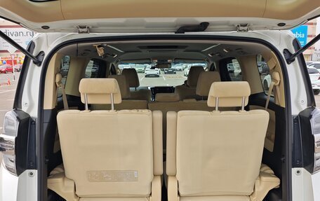 Toyota Vellfire II, 2019 год, 4 850 000 рублей, 24 фотография
