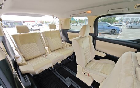 Toyota Vellfire II, 2019 год, 4 850 000 рублей, 23 фотография