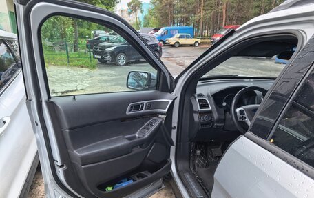 Ford Explorer VI, 2012 год, 1 920 000 рублей, 19 фотография