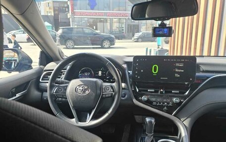 Toyota Camry, 2023 год, 3 500 000 рублей, 4 фотография
