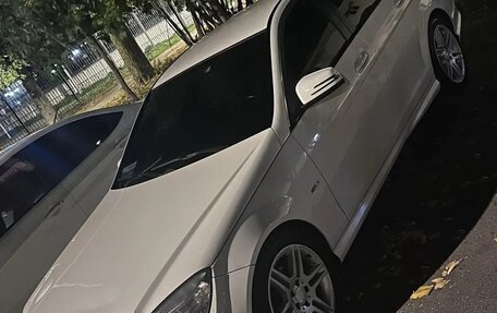 Mercedes-Benz C-Класс, 2010 год, 1 300 000 рублей, 8 фотография