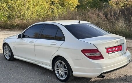 Mercedes-Benz C-Класс, 2010 год, 1 300 000 рублей, 2 фотография