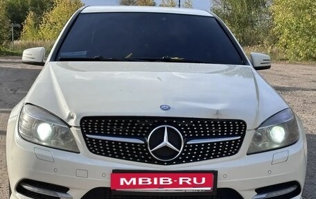 Mercedes-Benz C-Класс, 2010 год, 1 300 000 рублей, 6 фотография