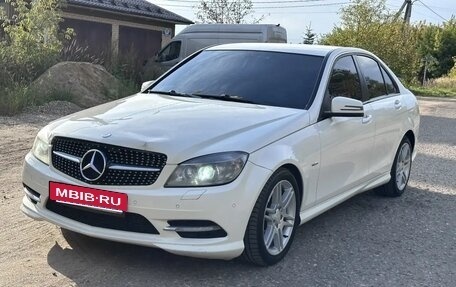 Mercedes-Benz C-Класс, 2010 год, 1 300 000 рублей, 5 фотография