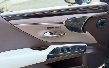 Lexus ES VII, 2019 год, 4 990 000 рублей, 9 фотография