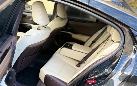 Lexus ES VII, 2019 год, 4 990 000 рублей, 6 фотография