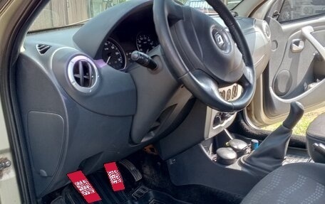 Renault Sandero I, 2013 год, 580 000 рублей, 19 фотография