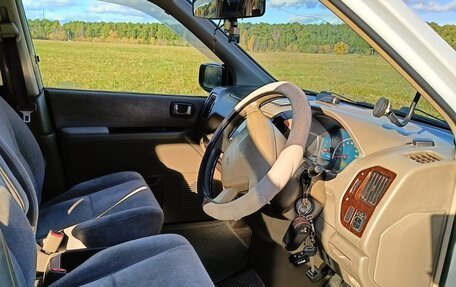 Mitsubishi Dion I рестайлинг, 2000 год, 280 000 рублей, 17 фотография