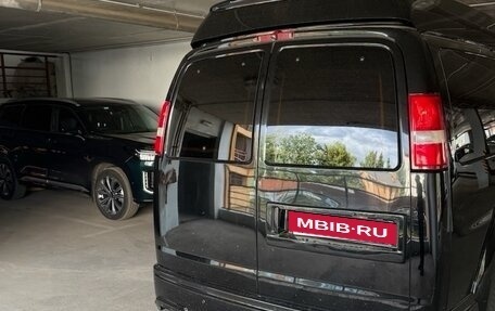 Chevrolet Express II, 2010 год, 4 500 000 рублей, 4 фотография