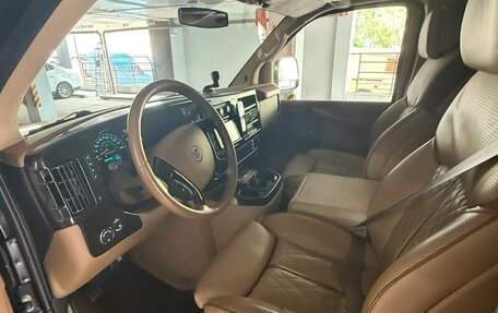 Chevrolet Express II, 2010 год, 4 500 000 рублей, 13 фотография