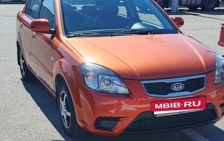 KIA Rio II, 2011 год, 770 000 рублей, 2 фотография