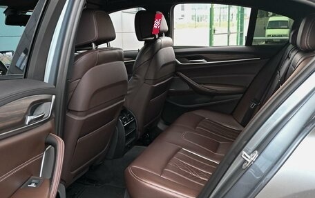 BMW 5 серия, 2018 год, 4 159 000 рублей, 15 фотография