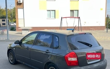 KIA Cerato I, 2005 год, 245 000 рублей, 3 фотография