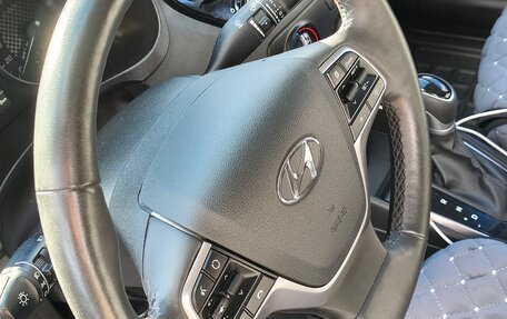 Hyundai Solaris II рестайлинг, 2021 год, 1 490 000 рублей, 8 фотография