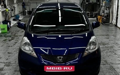 Honda Fit III, 2010 год, 600 000 рублей, 2 фотография