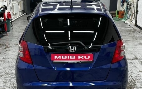 Honda Fit III, 2010 год, 600 000 рублей, 4 фотография