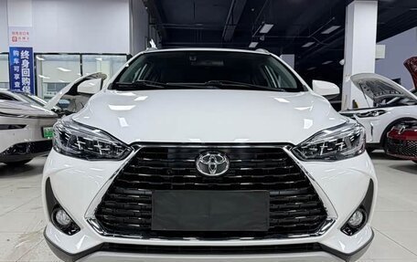 Toyota Yaris XP150 рестайлинг, 2023 год, 850 666 рублей, 3 фотография