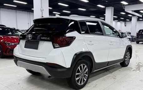 Toyota Yaris XP150 рестайлинг, 2023 год, 850 666 рублей, 5 фотография