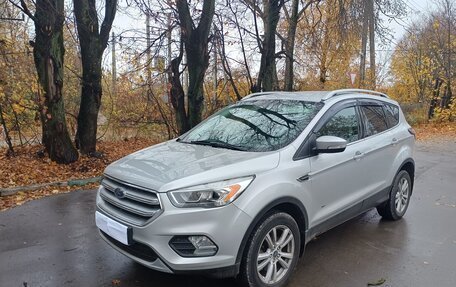 Ford Kuga III, 2017 год, 1 800 000 рублей, 1 фотография