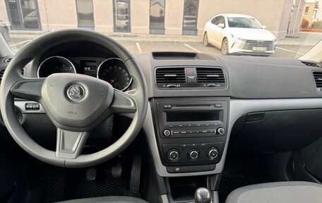 Skoda Yeti I рестайлинг, 2014 год, 1 050 000 рублей, 11 фотография