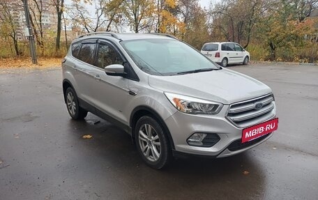 Ford Kuga III, 2017 год, 1 800 000 рублей, 2 фотография