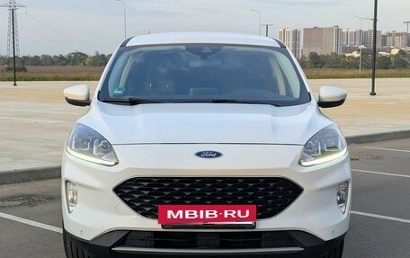 Ford Kuga III, 2021 год, 1 996 000 рублей, 2 фотография