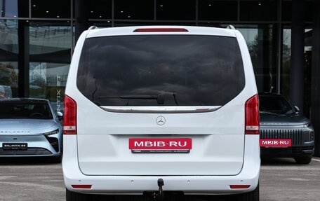 Mercedes-Benz V-Класс, 2020 год, 3 890 000 рублей, 6 фотография