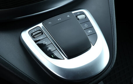Mercedes-Benz V-Класс, 2020 год, 3 890 000 рублей, 19 фотография
