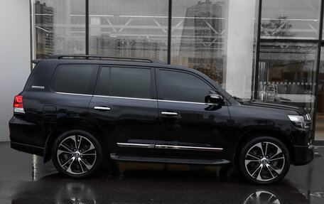 Toyota Land Cruiser 200, 2020 год, 8 300 000 рублей, 4 фотография