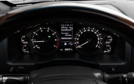 Toyota Land Cruiser 200, 2020 год, 8 300 000 рублей, 13 фотография