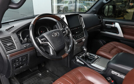 Toyota Land Cruiser 200, 2020 год, 8 300 000 рублей, 16 фотография