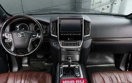 Toyota Land Cruiser 200, 2020 год, 8 300 000 рублей, 14 фотография
