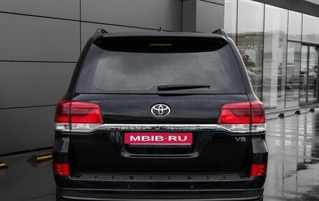 Toyota Land Cruiser 200, 2020 год, 8 300 000 рублей, 6 фотография