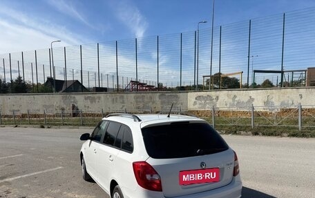 Skoda Fabia II, 2012 год, 520 000 рублей, 3 фотография