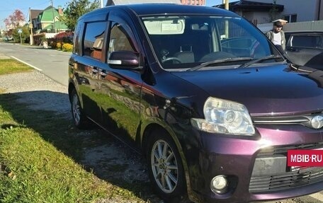 Toyota Sienta I, 2012 год, 849 000 рублей, 4 фотография