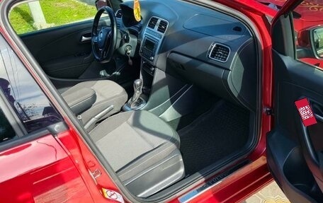 Volkswagen Polo VI (EU Market), 2015 год, 1 050 000 рублей, 2 фотография