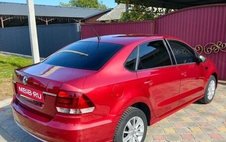 Volkswagen Polo VI (EU Market), 2015 год, 1 050 000 рублей, 39 фотография