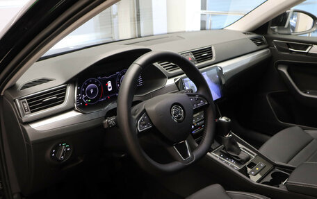 Skoda Superb III рестайлинг, 2025 год, 3 175 000 рублей, 4 фотография