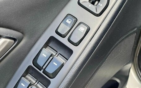 Hyundai ix35 I рестайлинг, 2010 год, 695 000 рублей, 15 фотография