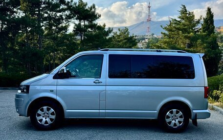 Volkswagen Caravelle T5, 2010 год, 1 800 000 рублей, 6 фотография