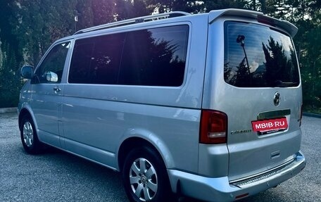 Volkswagen Caravelle T5, 2010 год, 1 800 000 рублей, 5 фотография
