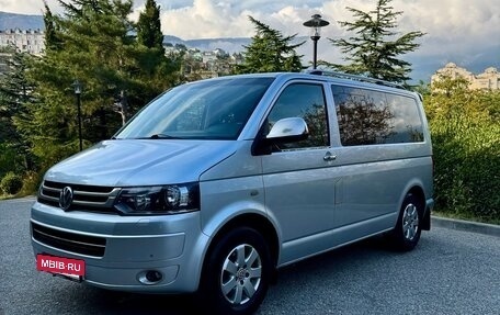 Volkswagen Caravelle T5, 2010 год, 1 800 000 рублей, 7 фотография