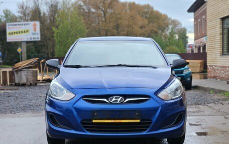 Hyundai Solaris II рестайлинг, 2011 год, 669 000 рублей, 2 фотография