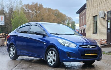Hyundai Solaris II рестайлинг, 2011 год, 669 000 рублей, 3 фотография