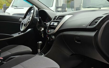 Hyundai Solaris II рестайлинг, 2011 год, 669 000 рублей, 13 фотография