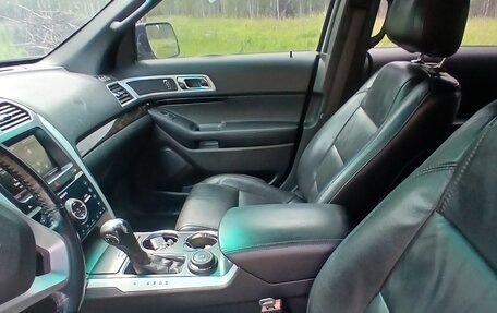Ford Explorer VI, 2014 год, 1 650 000 рублей, 6 фотография