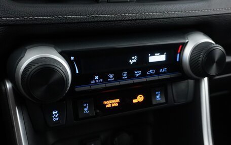 Toyota RAV4, 2021 год, 2 499 046 рублей, 9 фотография